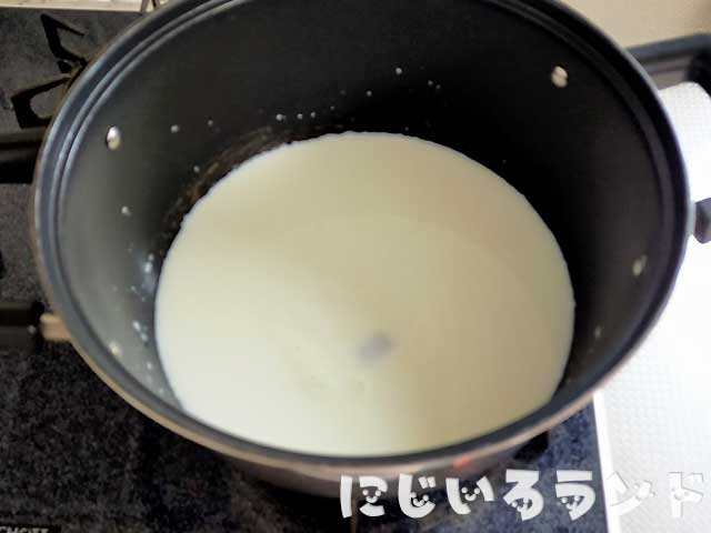 牛乳で煮込んで焼くだけ「簡単ポテトグラタン」幼児食・離乳食レシピ【給食メニュー】